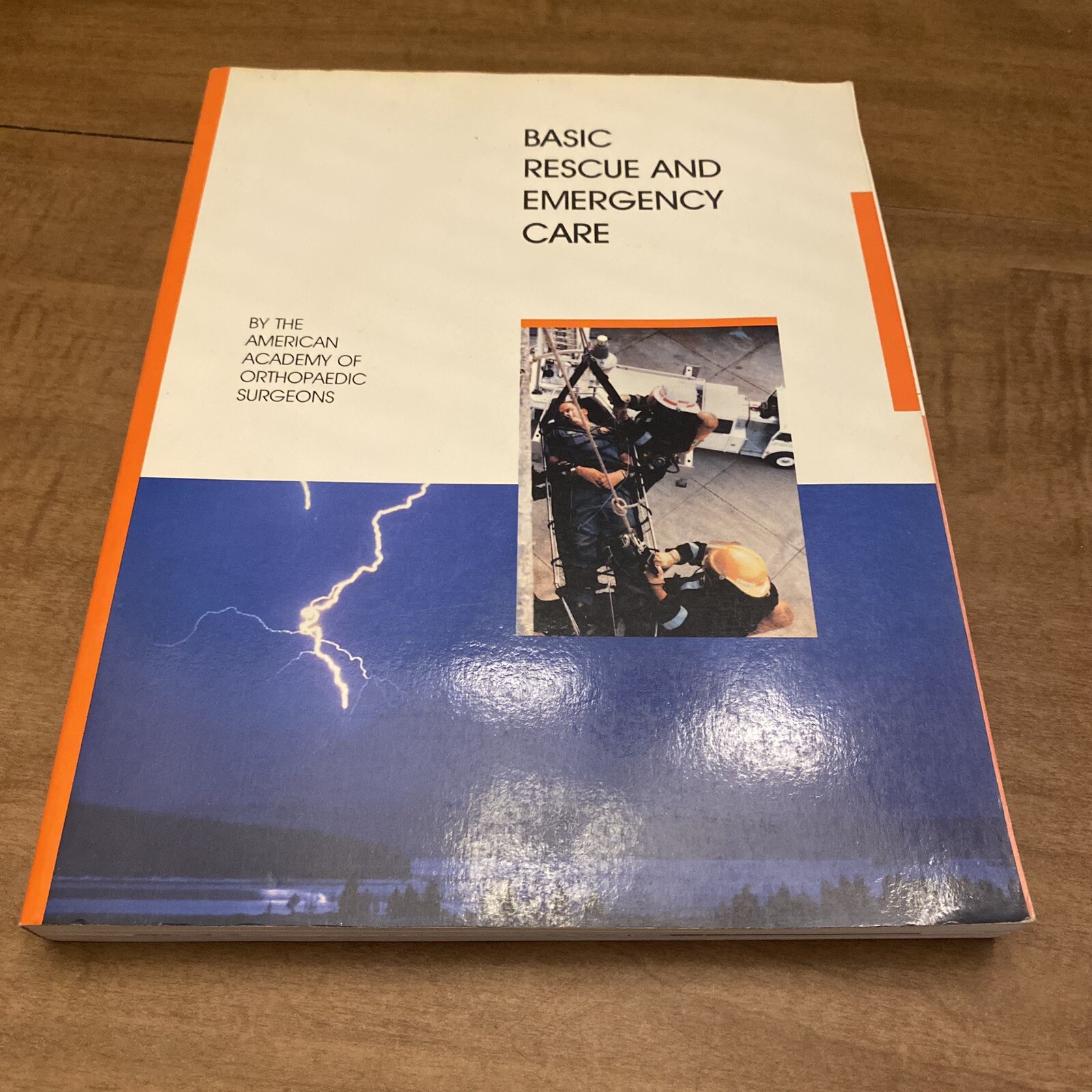 Basic Rescue And Emergency Care Robert Worsing 089200402