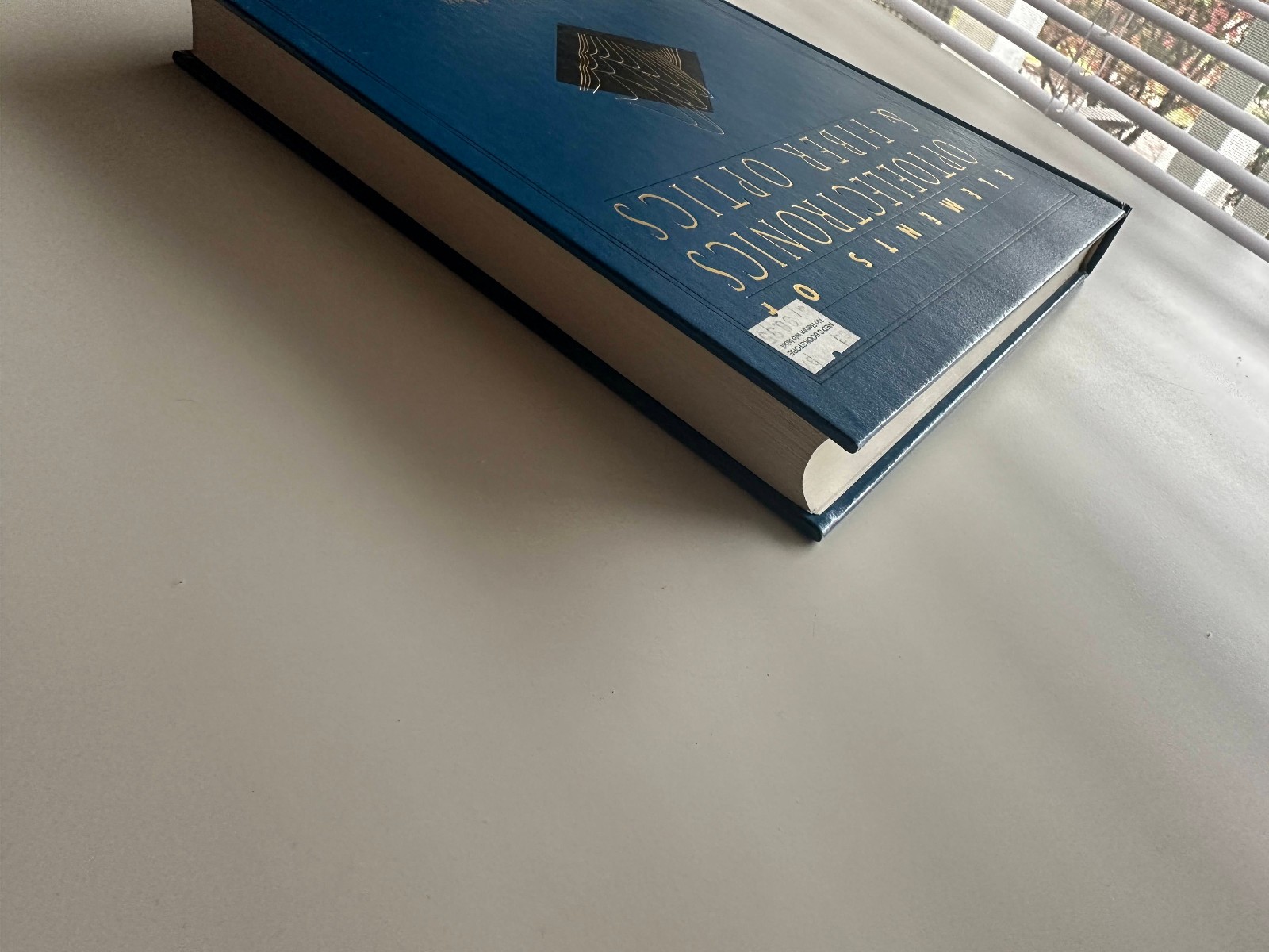 Elements of Optoelectronics and Fiber Optics Chin-Lin Chen 1995 Hardcover