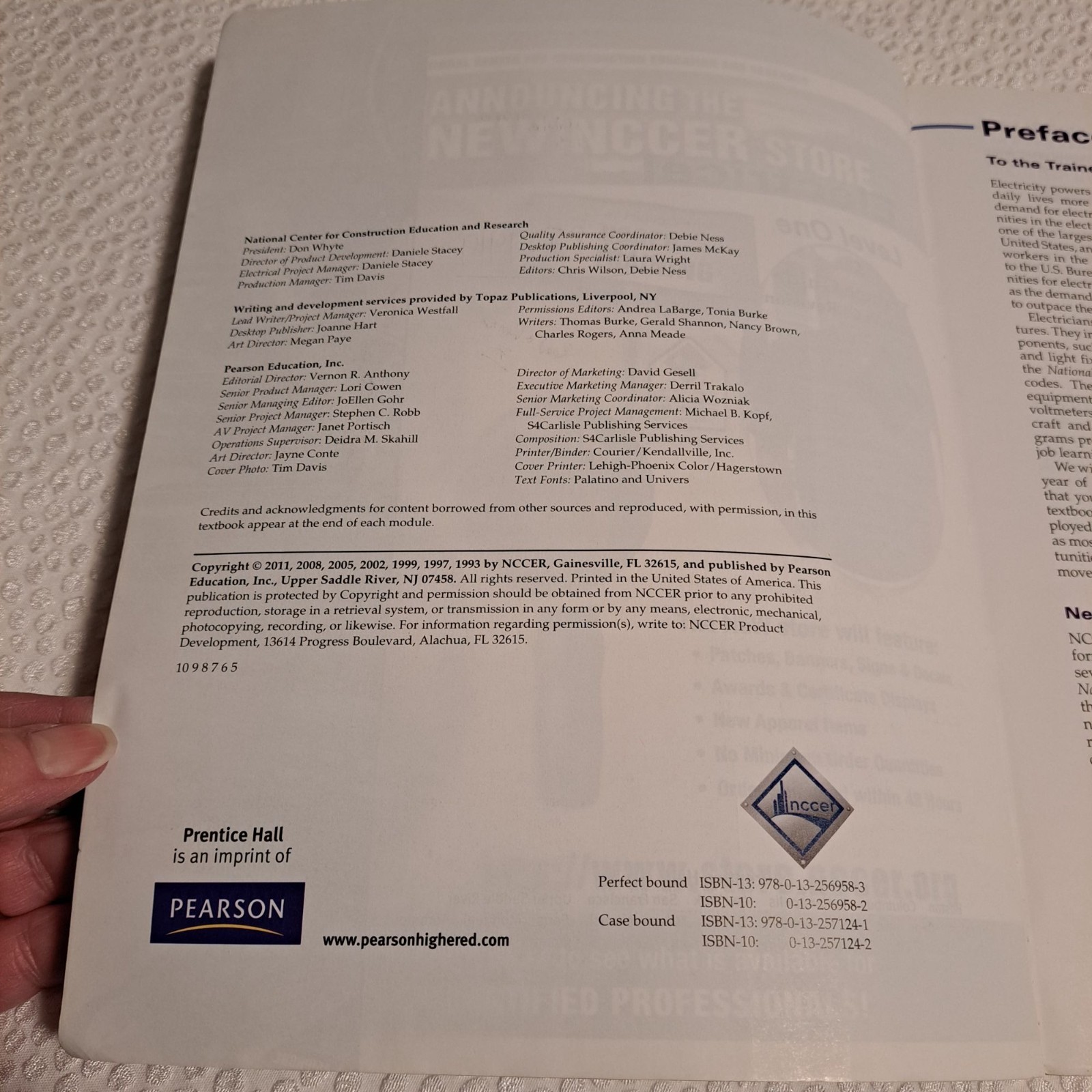 NCCER Electrical Level 1 Trainee Guide 2011 NEC Revision Paperback Contren