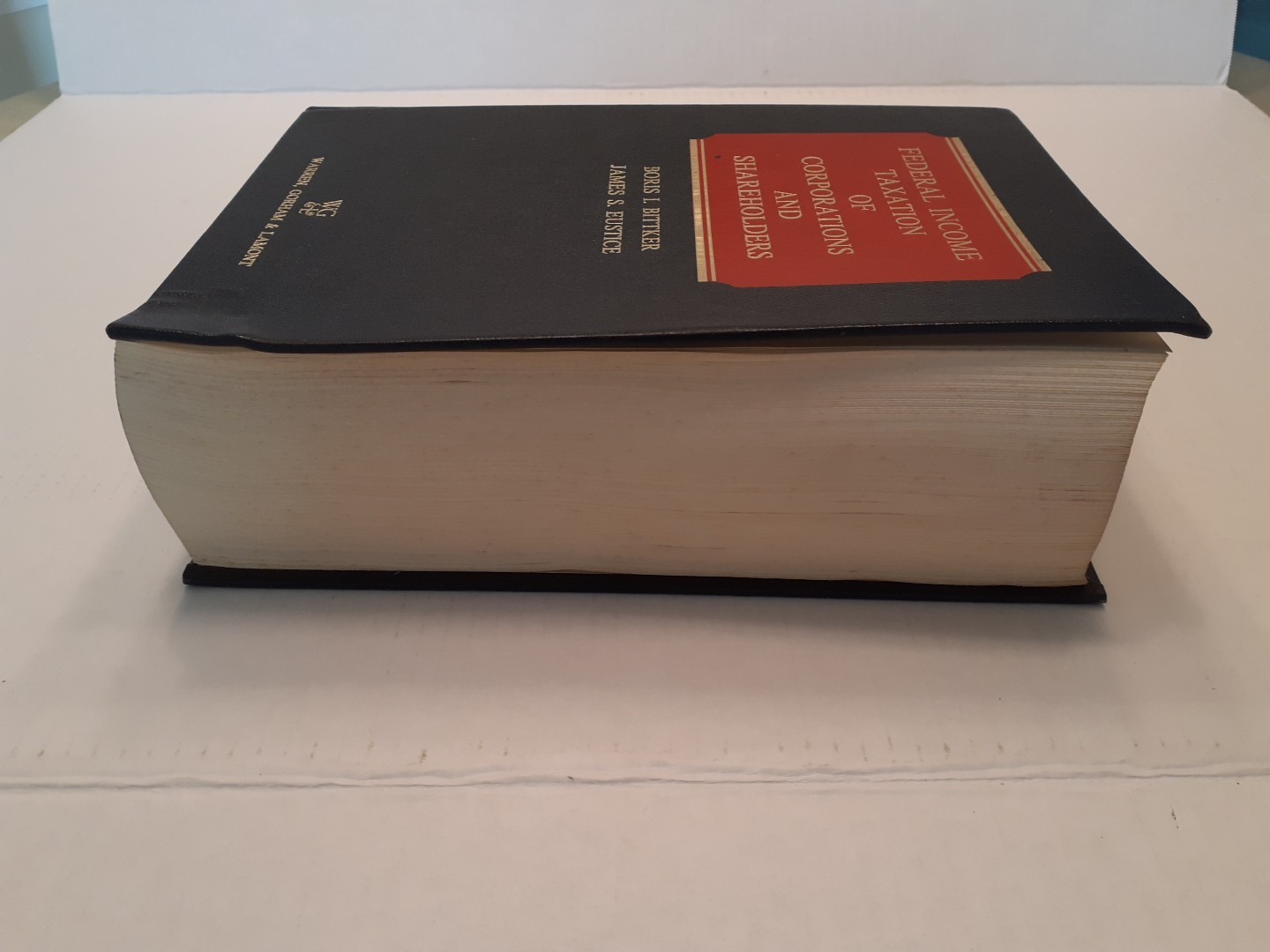 Federal income Taxation Of Corporations And Shareholders Book, Good Condition